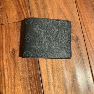 Louis Vuttion wallet